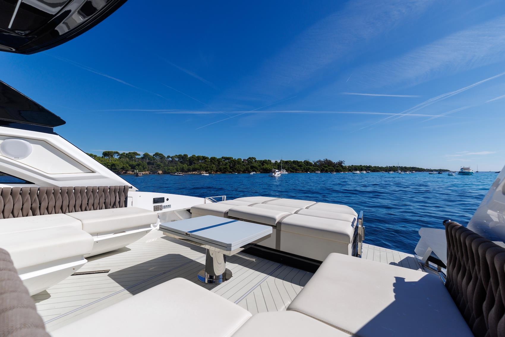2023 SUNSEEKER 55 SUPERHAWK 